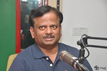 Dhanush at Radio Mirchi For Anekudu Movie Promotions